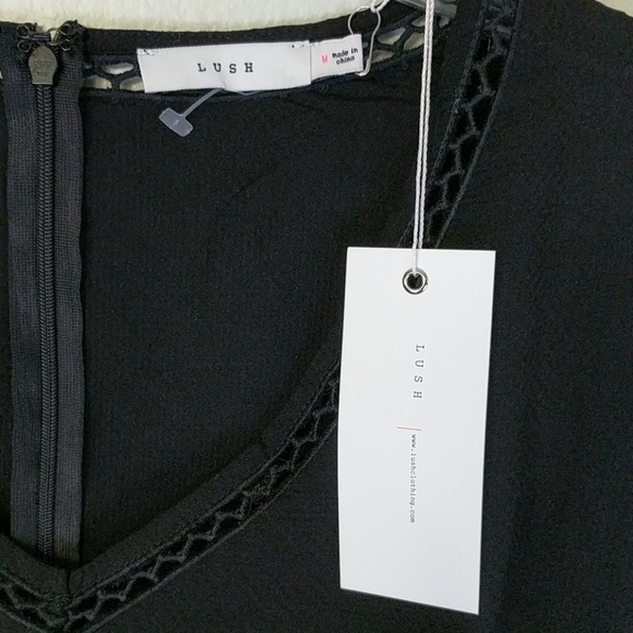 [Lush] Long Sleeve Scalloped Crochet Hem Romper M - Picture 3 of 6